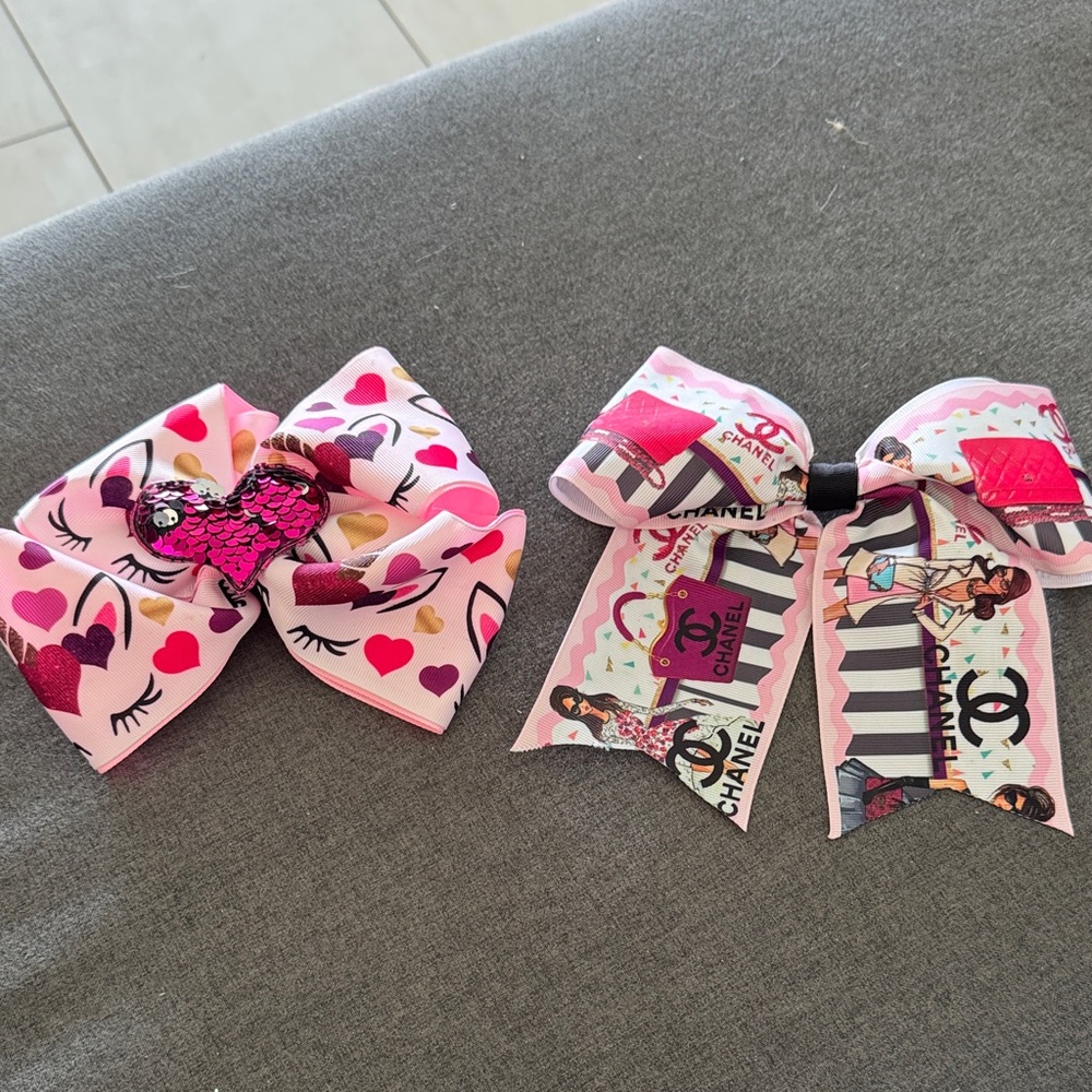 Chic Pink Heart and Character Hair Bow Set